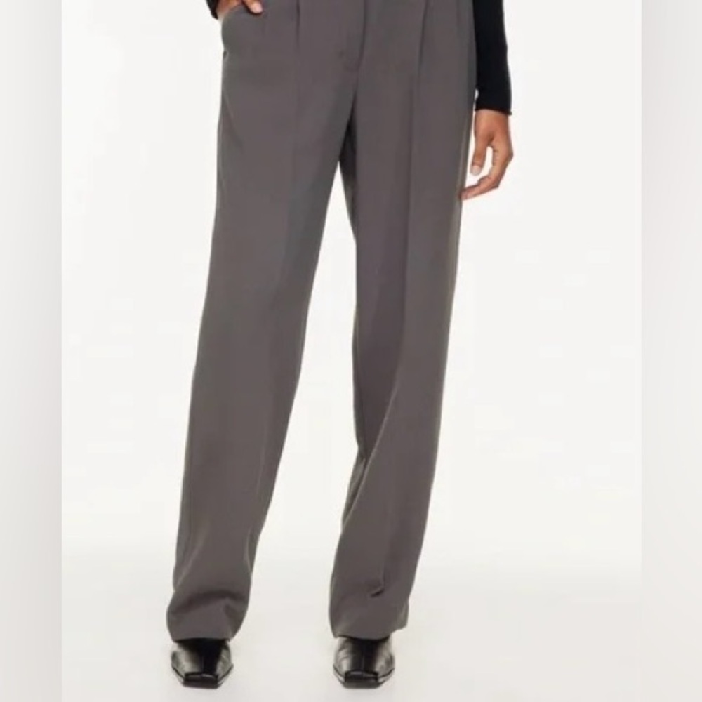 Aritzia Wilfred The Effortless Pant in Peppercorn Grey